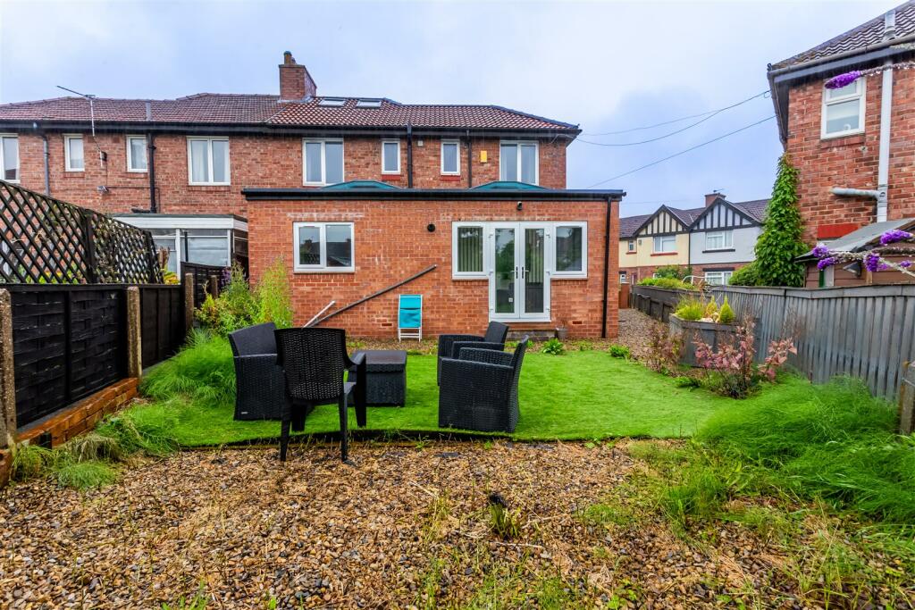 Additional image 31 of Musgrave Gardens, Durham