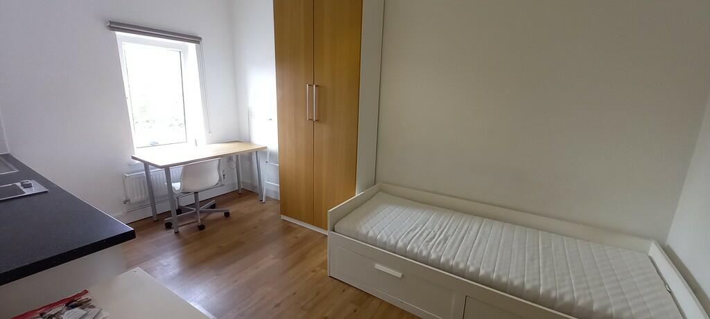 Additional image 17 of Unit 12 Lower Holyhead Road