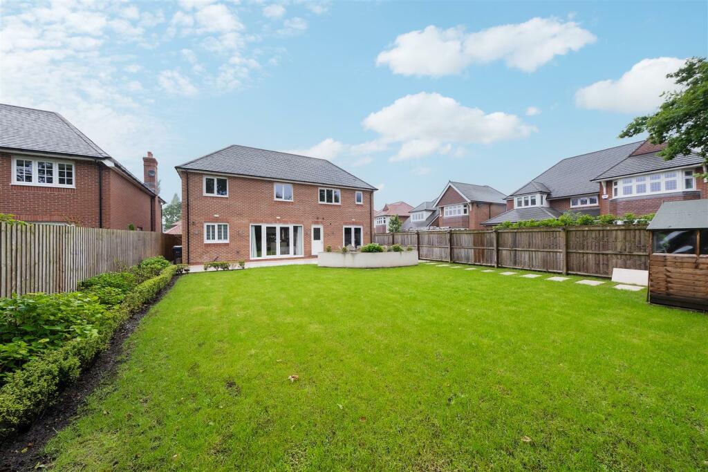 Additional image 47 of Stirling Close, Hartford, Cheshire