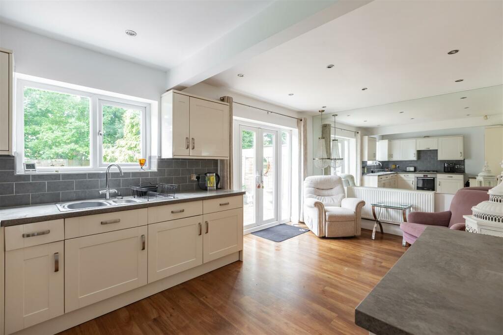 Additional image 5 of Warwick Gardens, Meopham