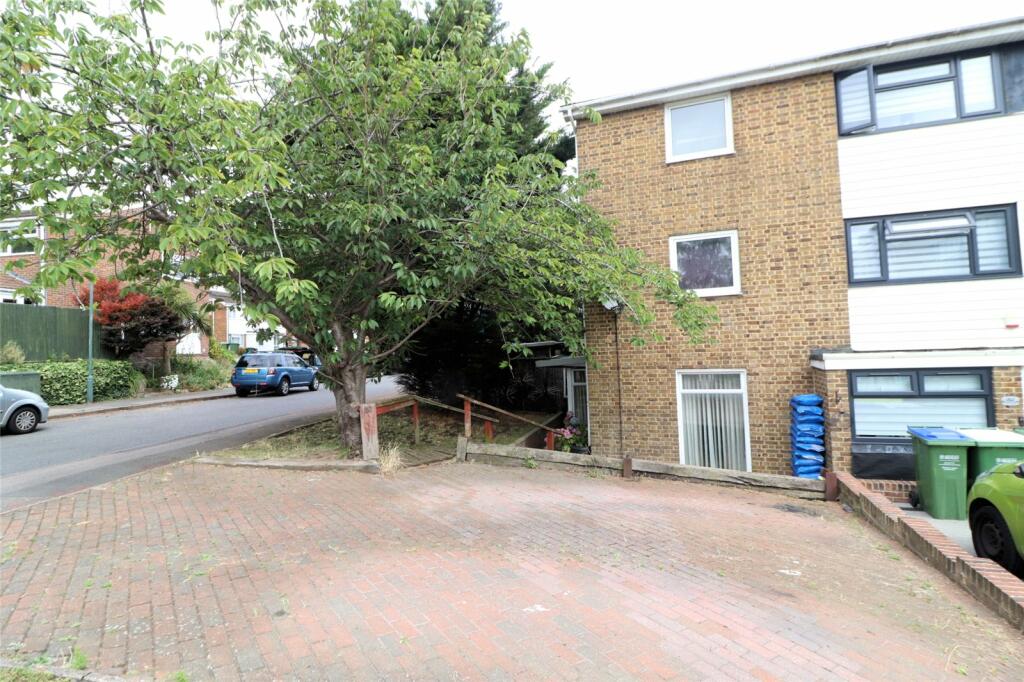 Primary image of Silver Spring Close, Northumberland Heath, Kent, DA8
