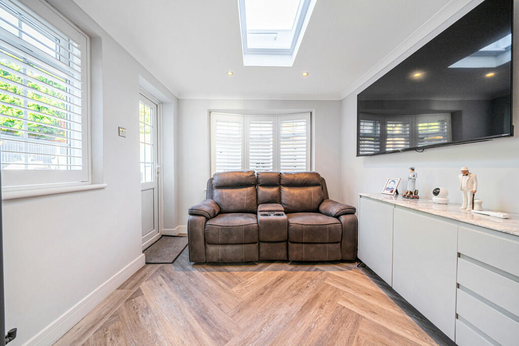 Additional image 16 of Knoll Road, Sidcup