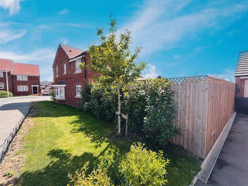 Additional image 14 of Barnett Drive, Hampton Magna, Warwick, Warwickshire, CV35