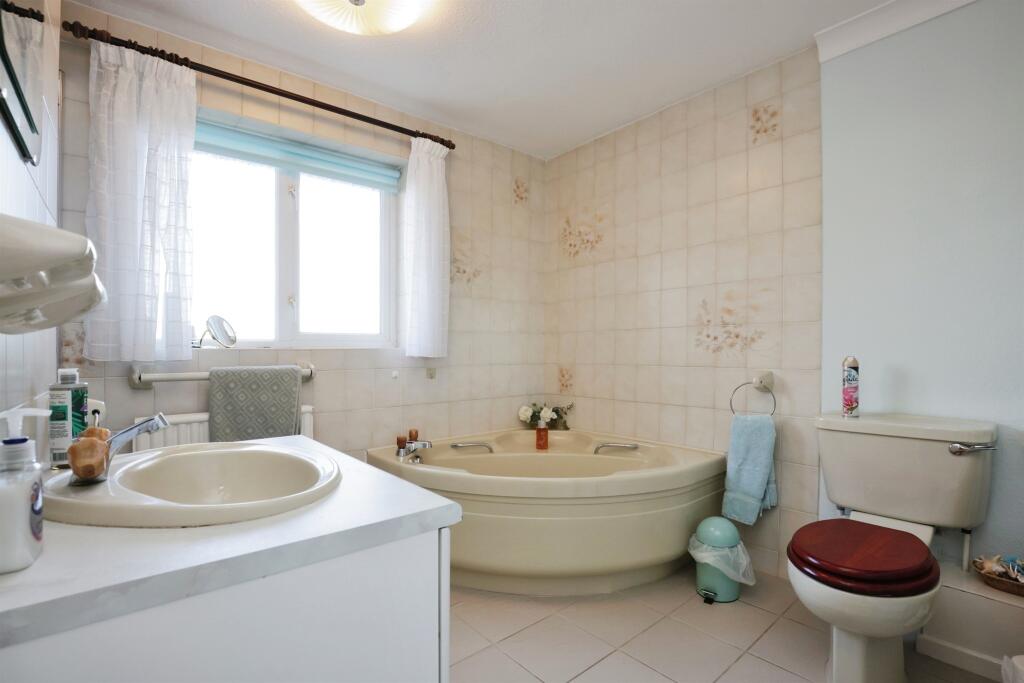 Additional image 14 of Farm Street, Harbury, Leamington Spa