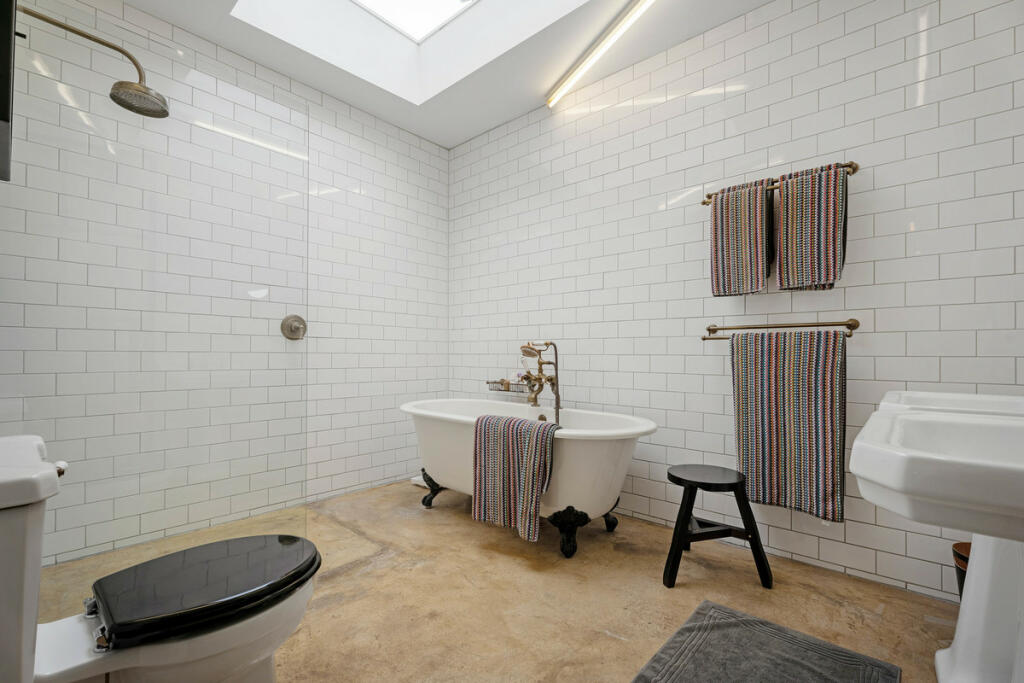 Additional image 17 of Bedford Street Leamington Spa, Warwickshire, CV32 5DT