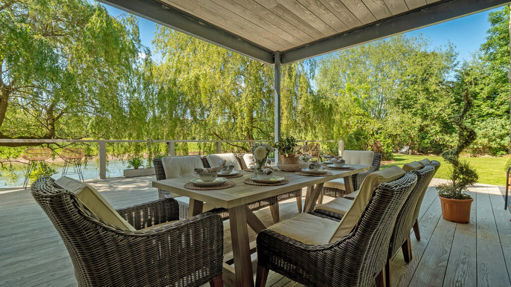 Additional image 30 of Riverside Off Tiddington Road, Stratford Upon Avon, Warwickshire. CV37 7BD