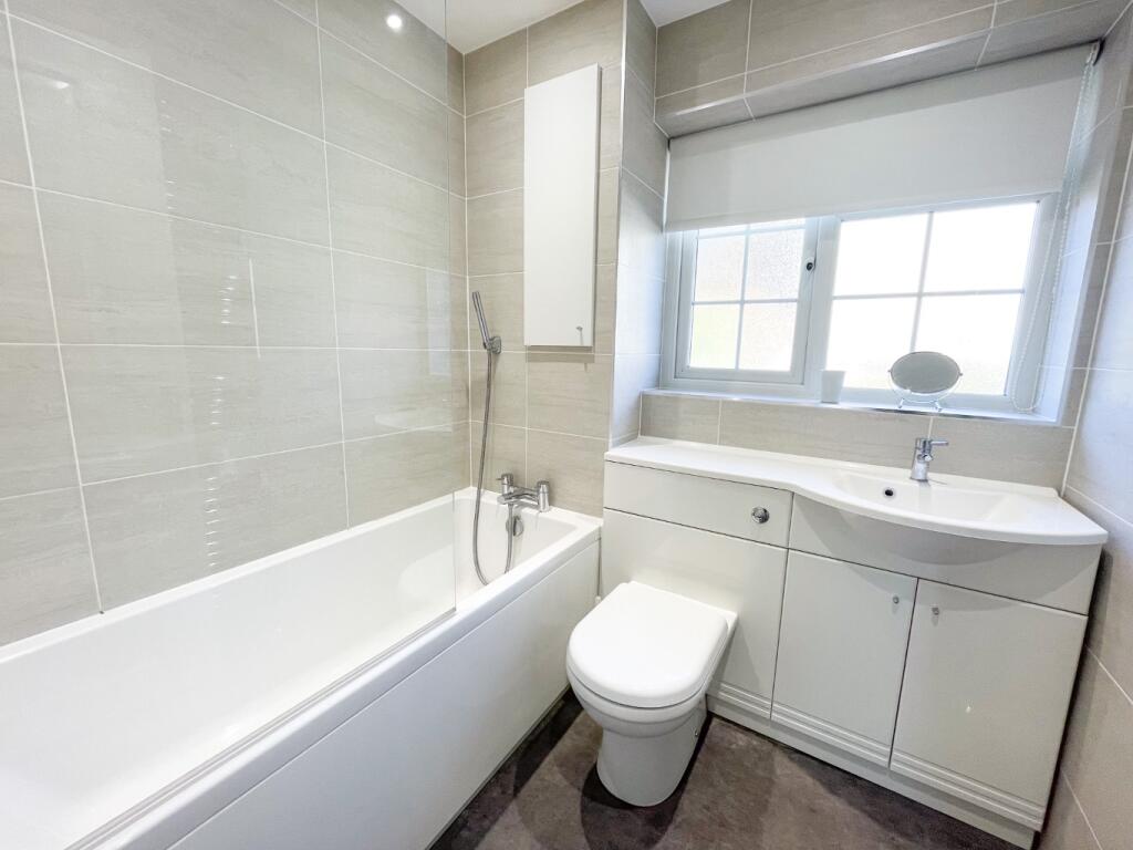 Additional image 6 of Glen View, Gravesend, Kent, DA12