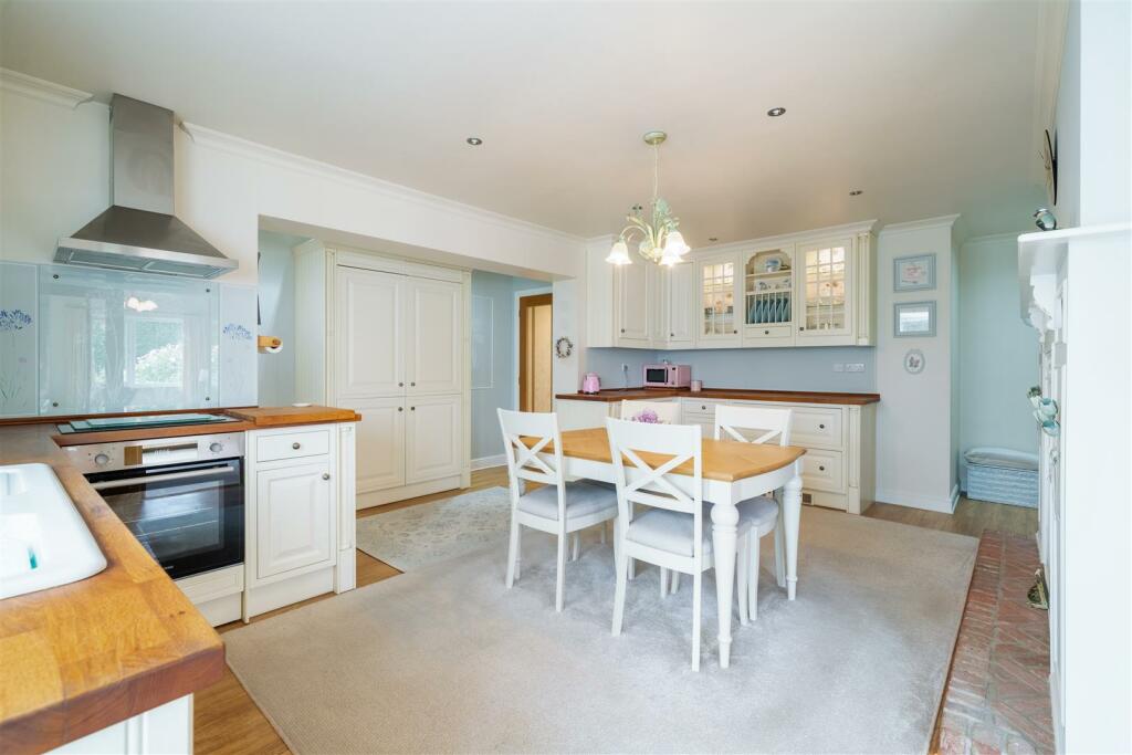 Additional image 9 of High Moor House, Flash Lane, Darley Moor, DE4 5LJ