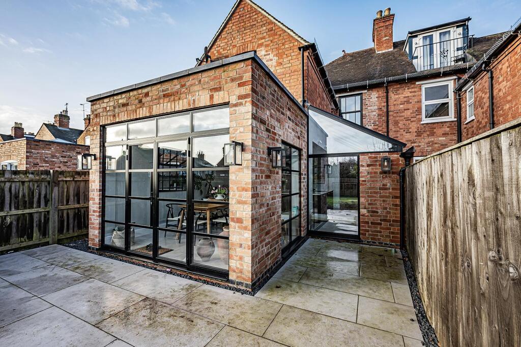 Additional image 6 of Percy Street, Stratford-Upon-Avon