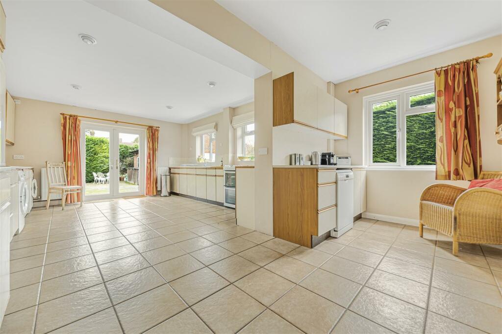 Additional image 13 of Melliker Lane, Meopham,