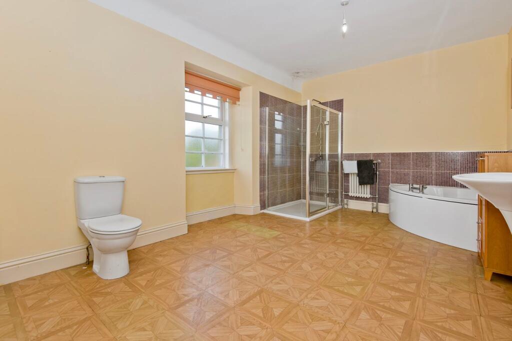 Additional image 18 of Montrose, DD10