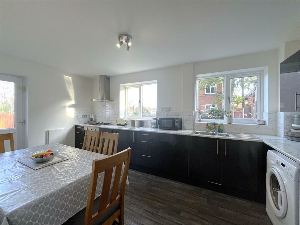 Additional image 13 of Hill Street, Warwick