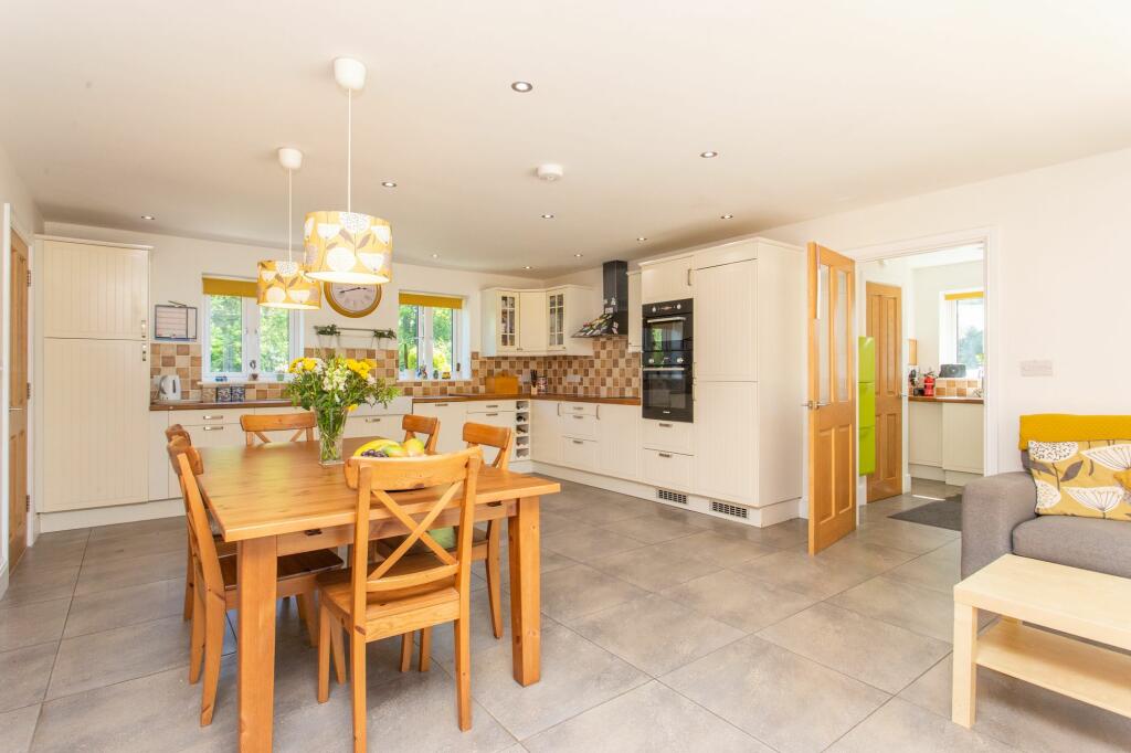 Additional image 9 of Agester Lane, Denton, CT4