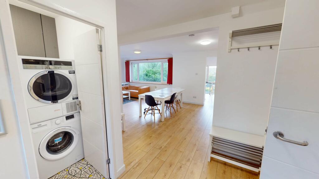 Additional image 4 of Mayorswell Close (L) 2 WEEKS RENT FREE 25/26, ,