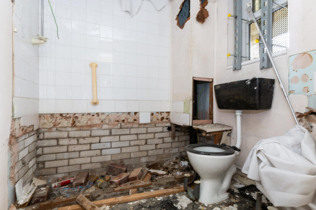 Additional image 27 of 2-48 Heron Crescent, Sidcup, DA14 6RT