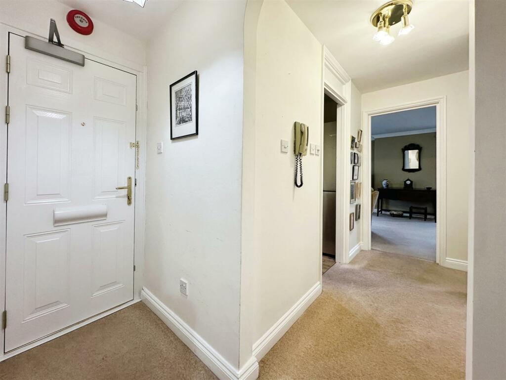 Additional image 25 of Russell Terrace, Leamington Spa