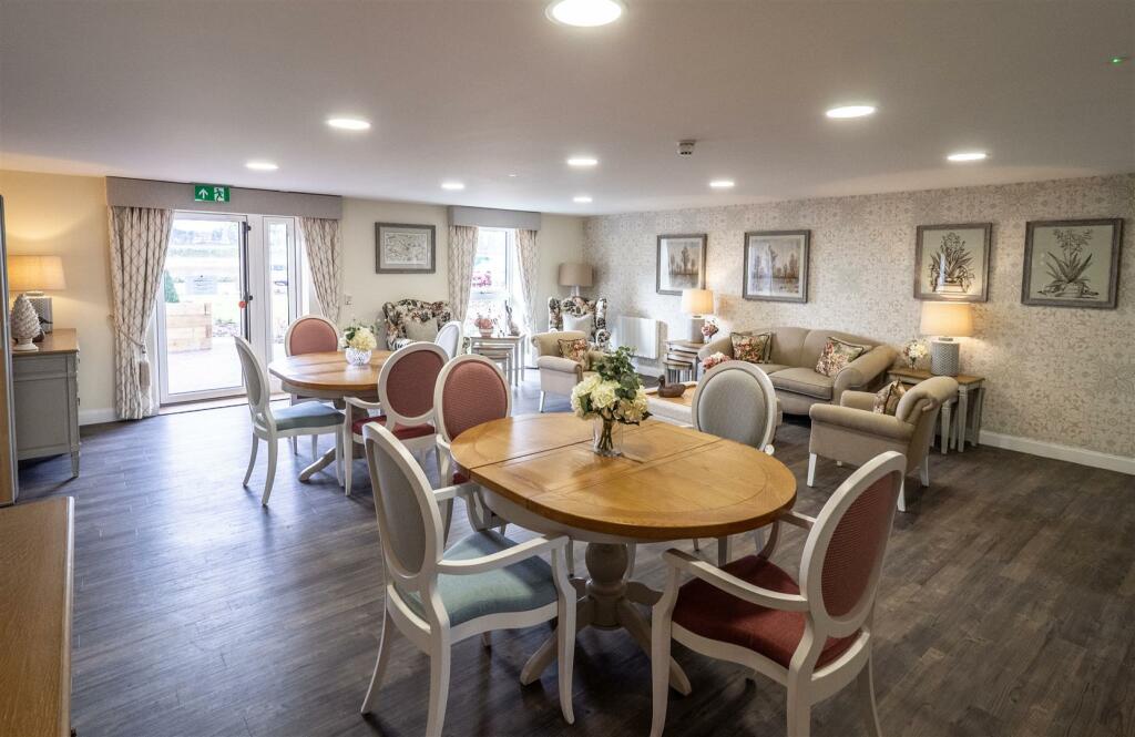 Additional image 20 of Harvard Place, Stratford-Upon-Avon, Warwickshire CV37 8GA