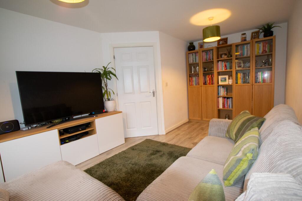 Additional image 6 of Randall Close, Warwick