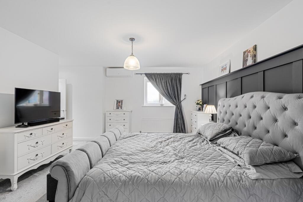 Additional image 15 of Conrad Mews, Northfleet, Gravesend, Kent, DA11 8FW