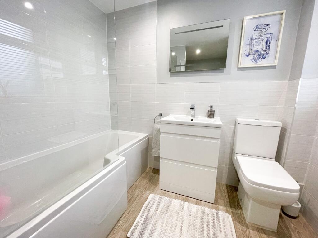 Additional image 6 of Coutts Avenue, Shorne, Gravesend, Kent, DA12