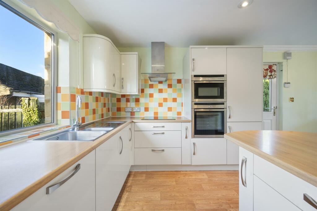 Additional image 11 of Burton Close Drive, Haddon Road, Bakewell