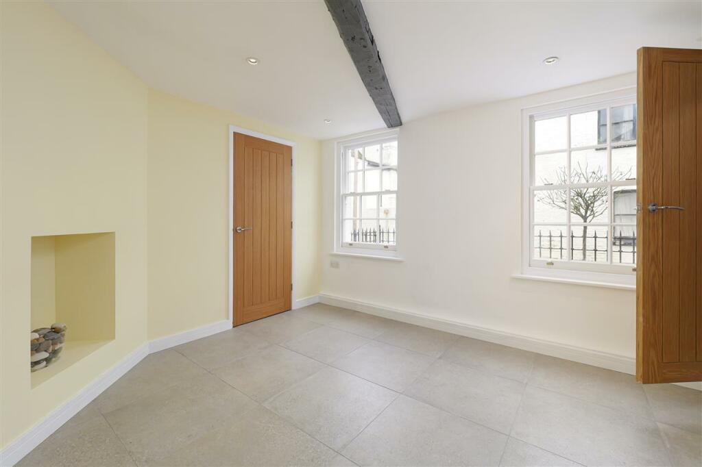 Additional image 9 of High Street, Wingham