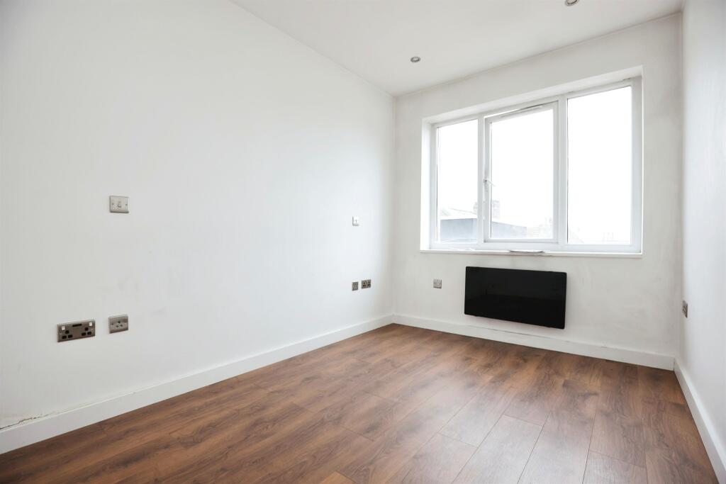 Additional image 7 of Market Place, Rugby