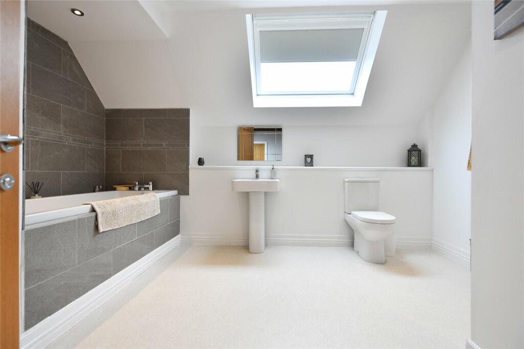 Additional image 15 of Glenlorac, Tinwald, Dumfries, Dumfries and Galloway, South West Scotland, DG1