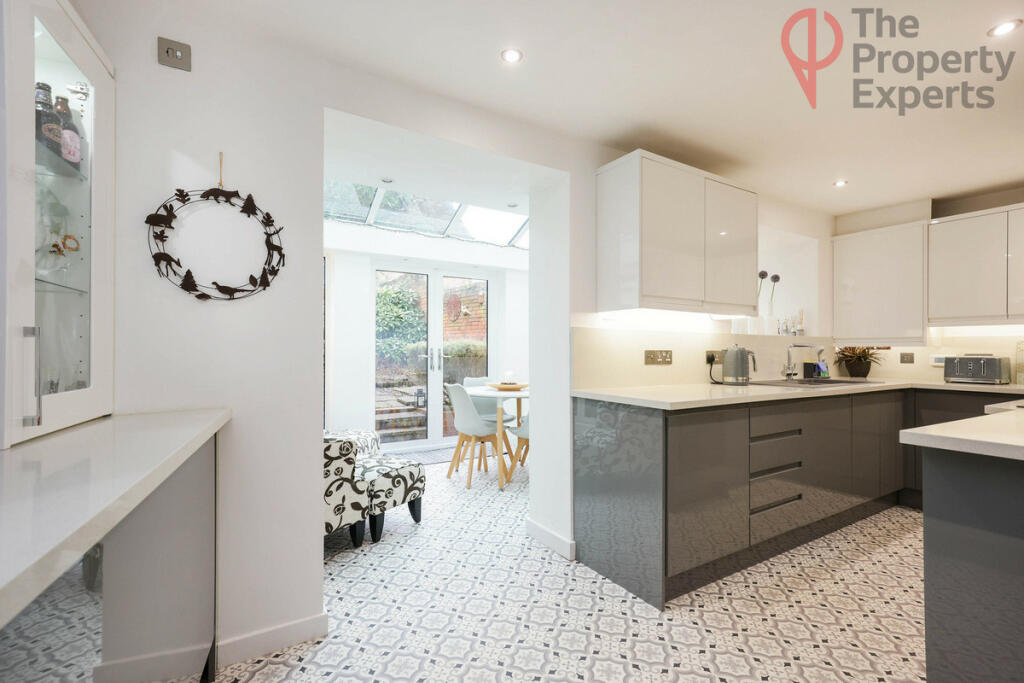 Additional image 6 of West Street, Warwick, CV34