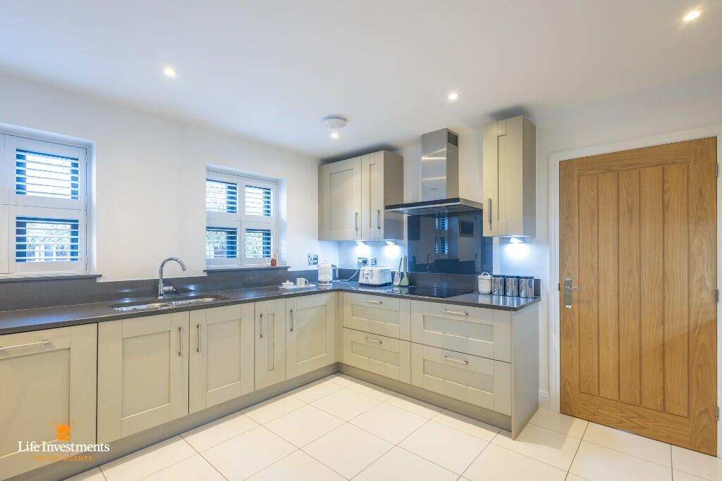 Additional image 24 of Coombe Road, Rugby, Warwickshire, CV23