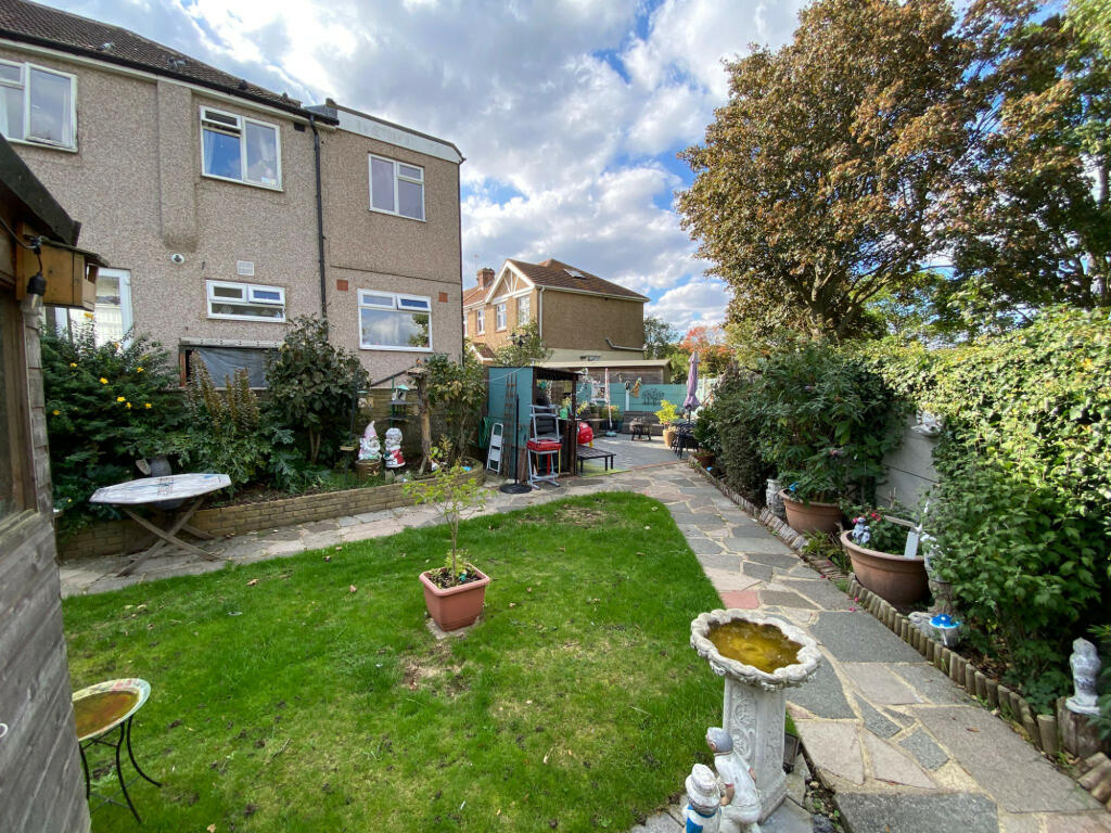 Additional image 15 of Garrard Close,  Bexleyheath, DA7