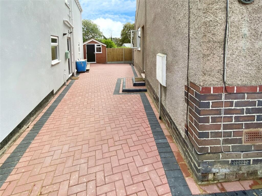 Additional image 11 of Glenfield Avenue, Nuneaton, Warwickshire, CV10