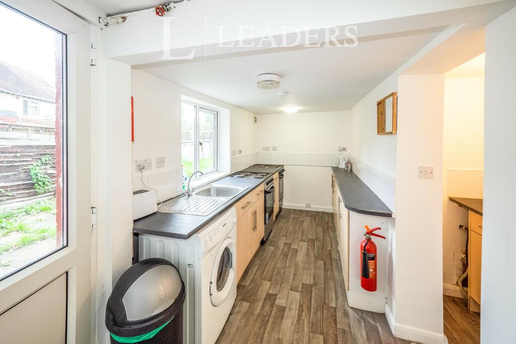 Additional image 2 of Westlea Road, CV31