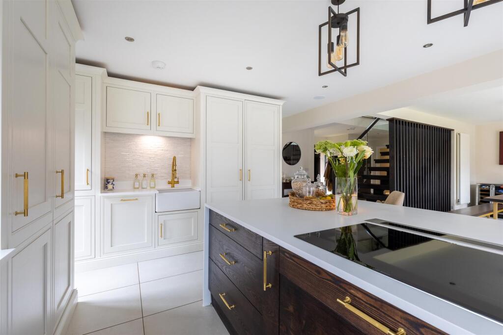 Additional image 5 of Kendal Way, Wychwood Park, Cheshire