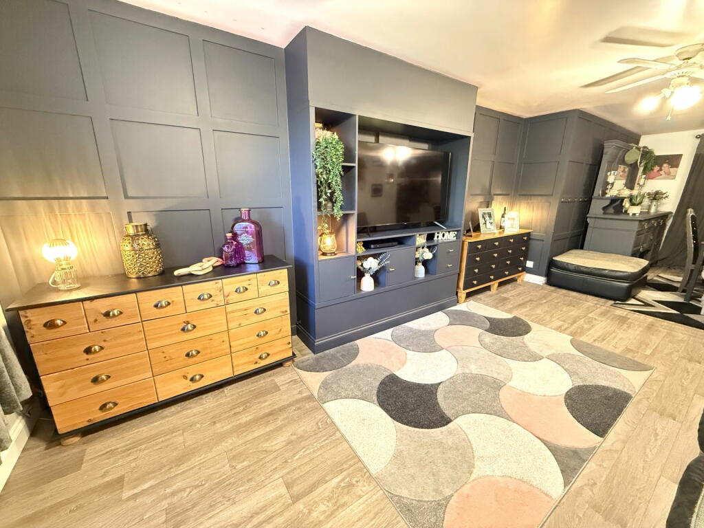 Additional image 2 of Faultlands Close, Nuneaton, CV11 4SL