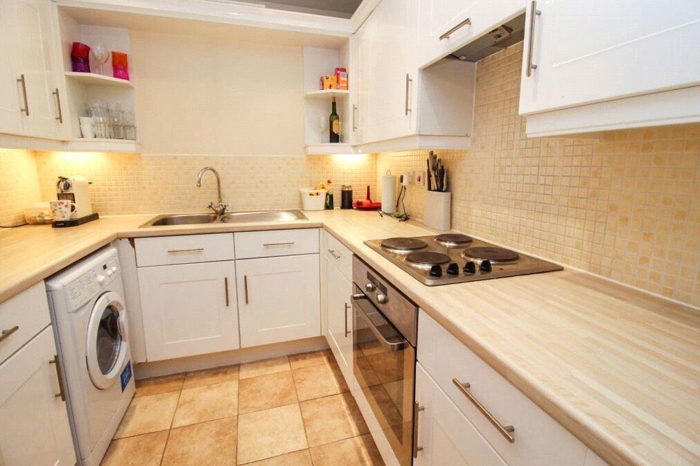 Additional image 4 of Harbourne Close, Kenilworth, Warwickshire