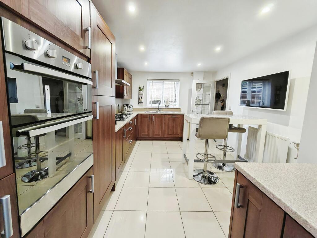 Additional image 3 of Hillside Close, Wychwood Village, Weston, Crewe, CW2