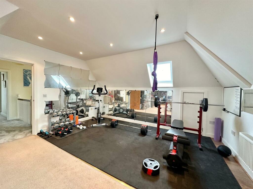 Additional image 40 of Freshwater Drive, Weston, Cheshire