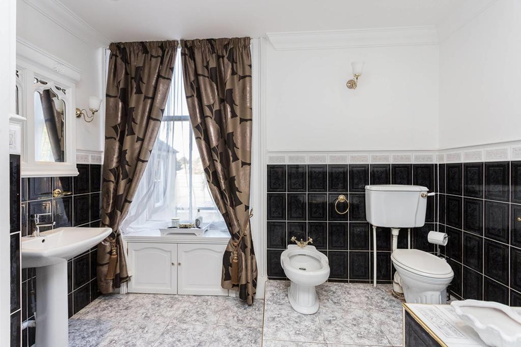 Additional image 25 of 1 and 2 Fernlea Forfar Road, Arbroath, DD11 3RA