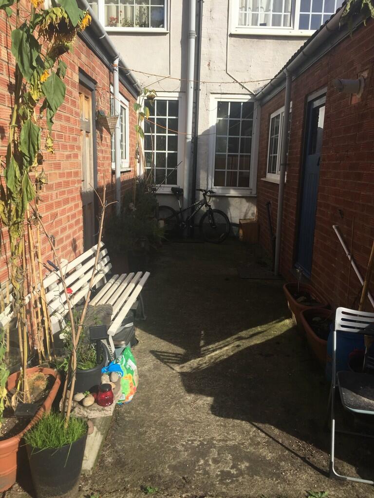 Additional image 9 of Alma Street
