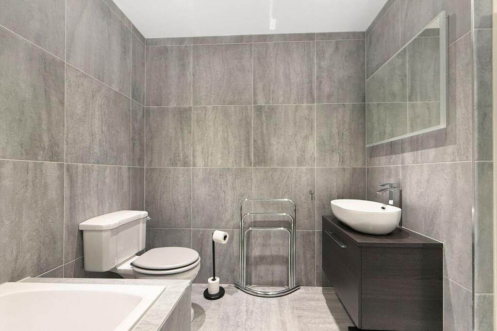 Additional image 24 of Stoneleigh Close, Stoneleigh, CV8