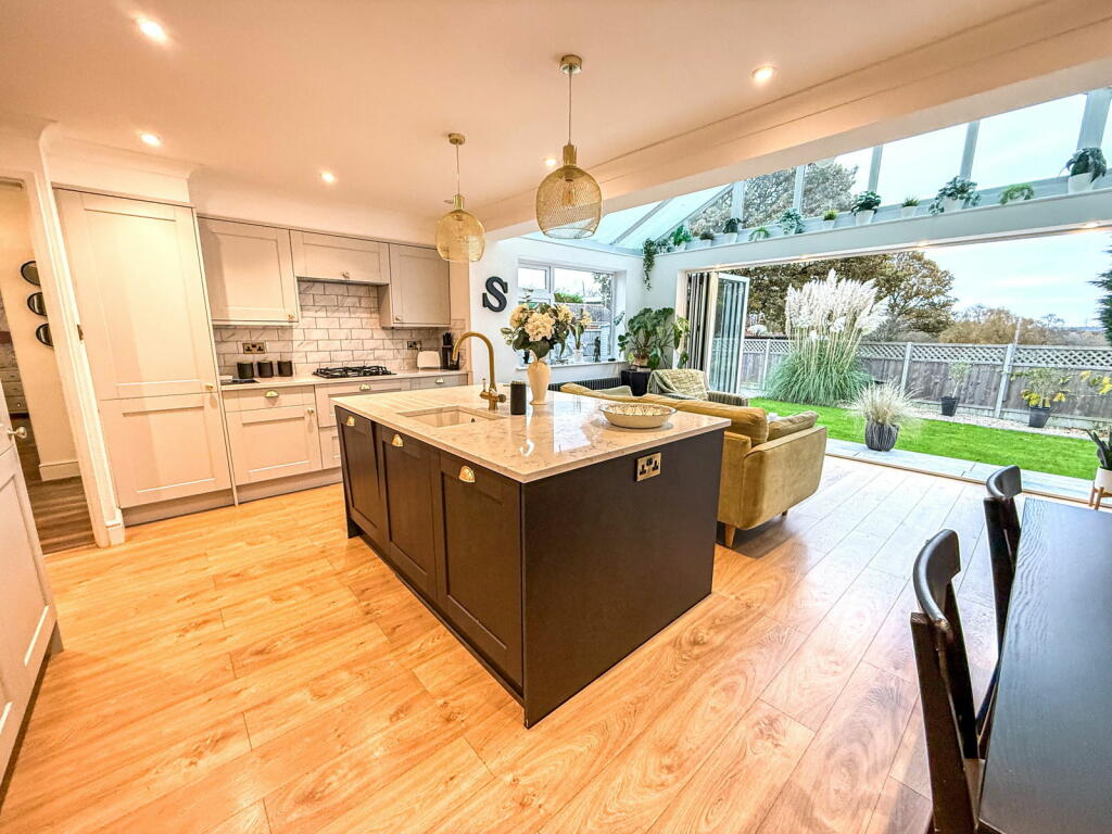 Additional image 12 of Luxury Bungalow, Muirfield Close, Whitestone, CV11 6UA