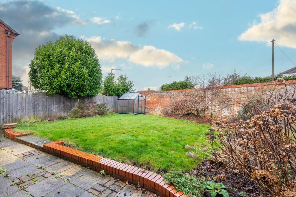 Additional image 4 of The Seekings, Whitnash, Leamington Spa