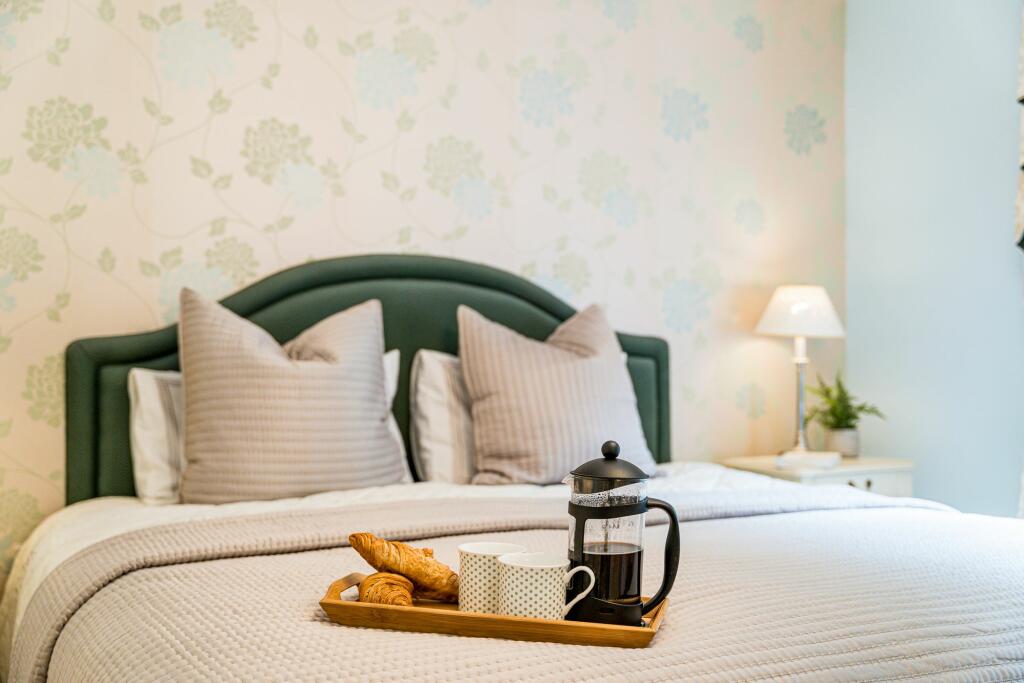 Additional image 33 of Spacious, 5 Bedroom home near the Whitegate Way