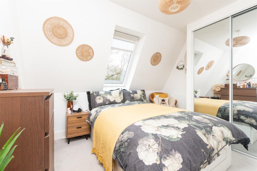 Additional image 9 of North Ash Road, New Ash Green, Longfield, Kent