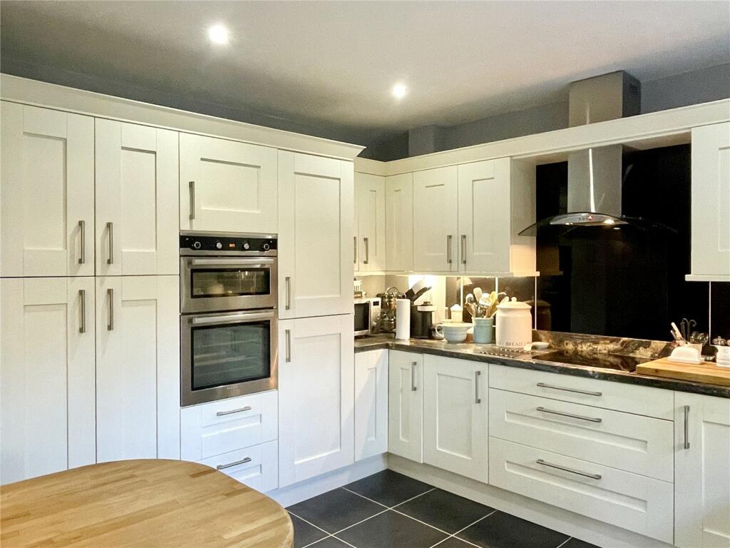 Additional image 4 of Caldecote Hall Drive, NUNEATON, Warwickshire, CV10