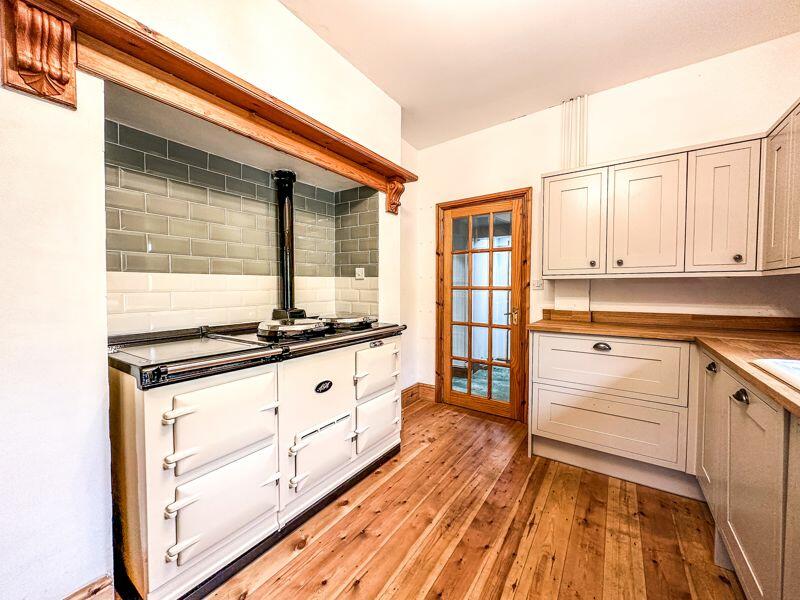 Additional image 9 of East Lodge, Moreton