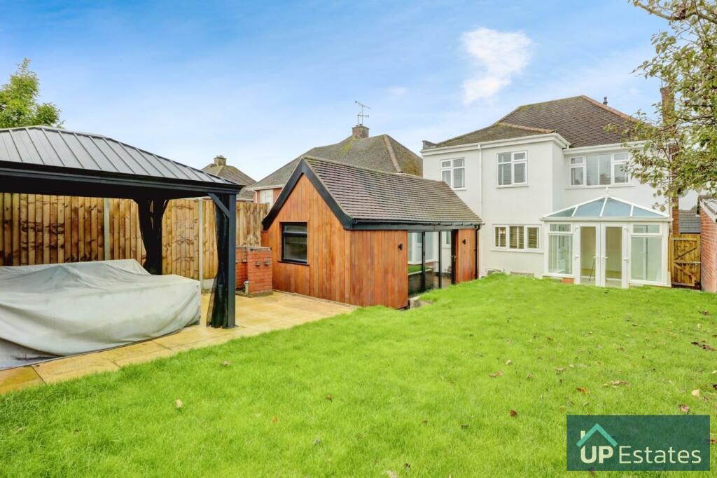 Additional image 2 of EXTENDED, RENOVATED DETACHED - Coventry Road, Bulkington