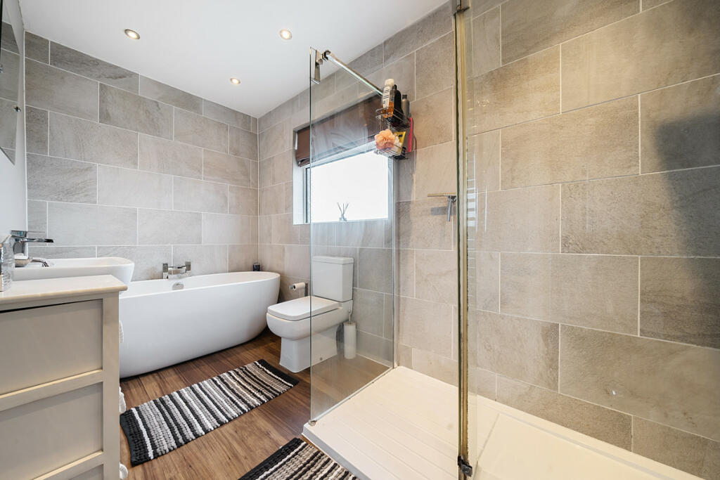 Additional image 11 of The Drive, Gravesend, DA12