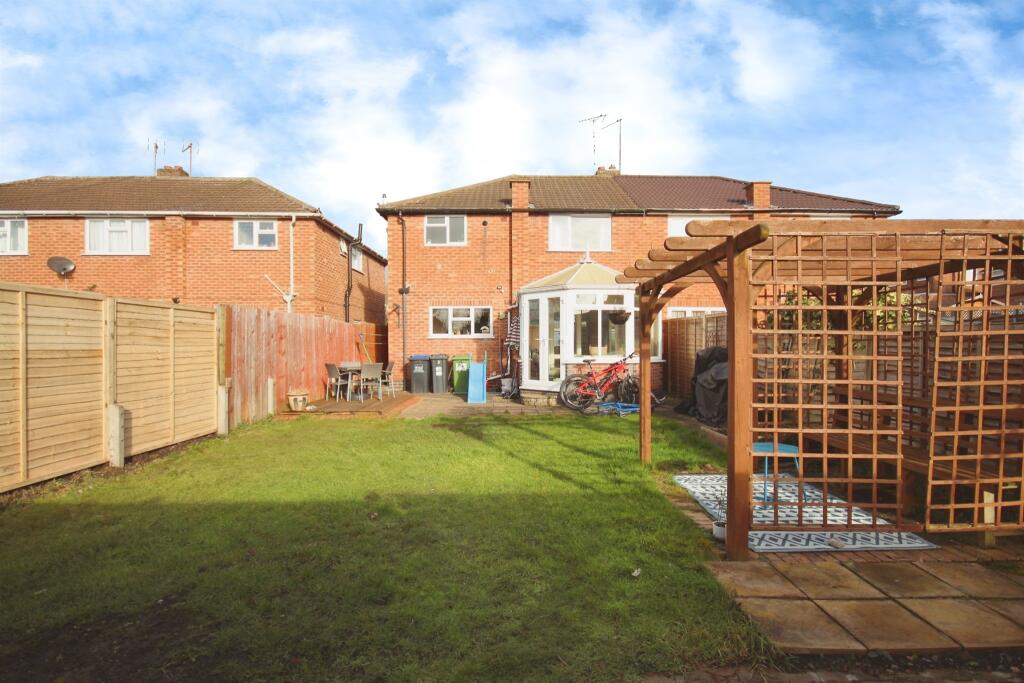 Additional image 6 of Dale Close, Warwick